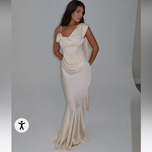 Leau Clothing cream silk maxi dress